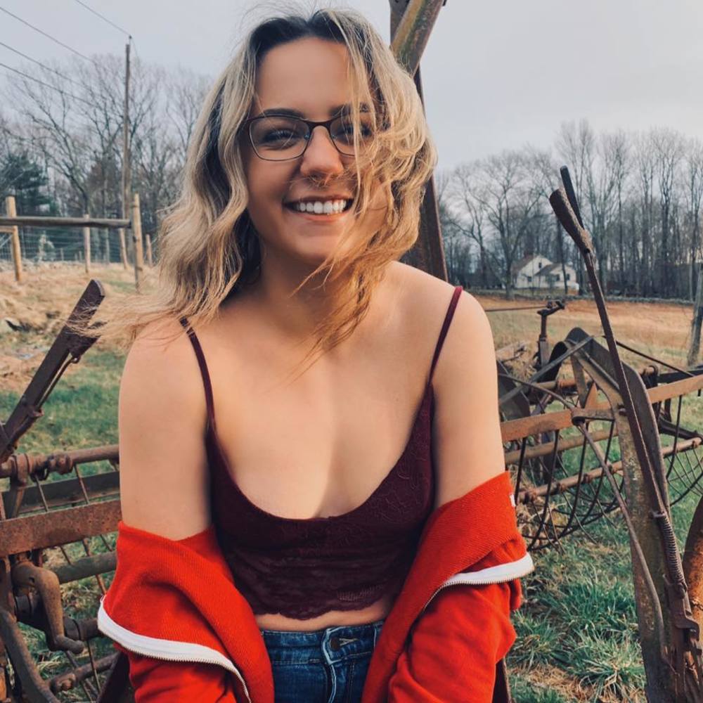 Meet your Posher, Madi